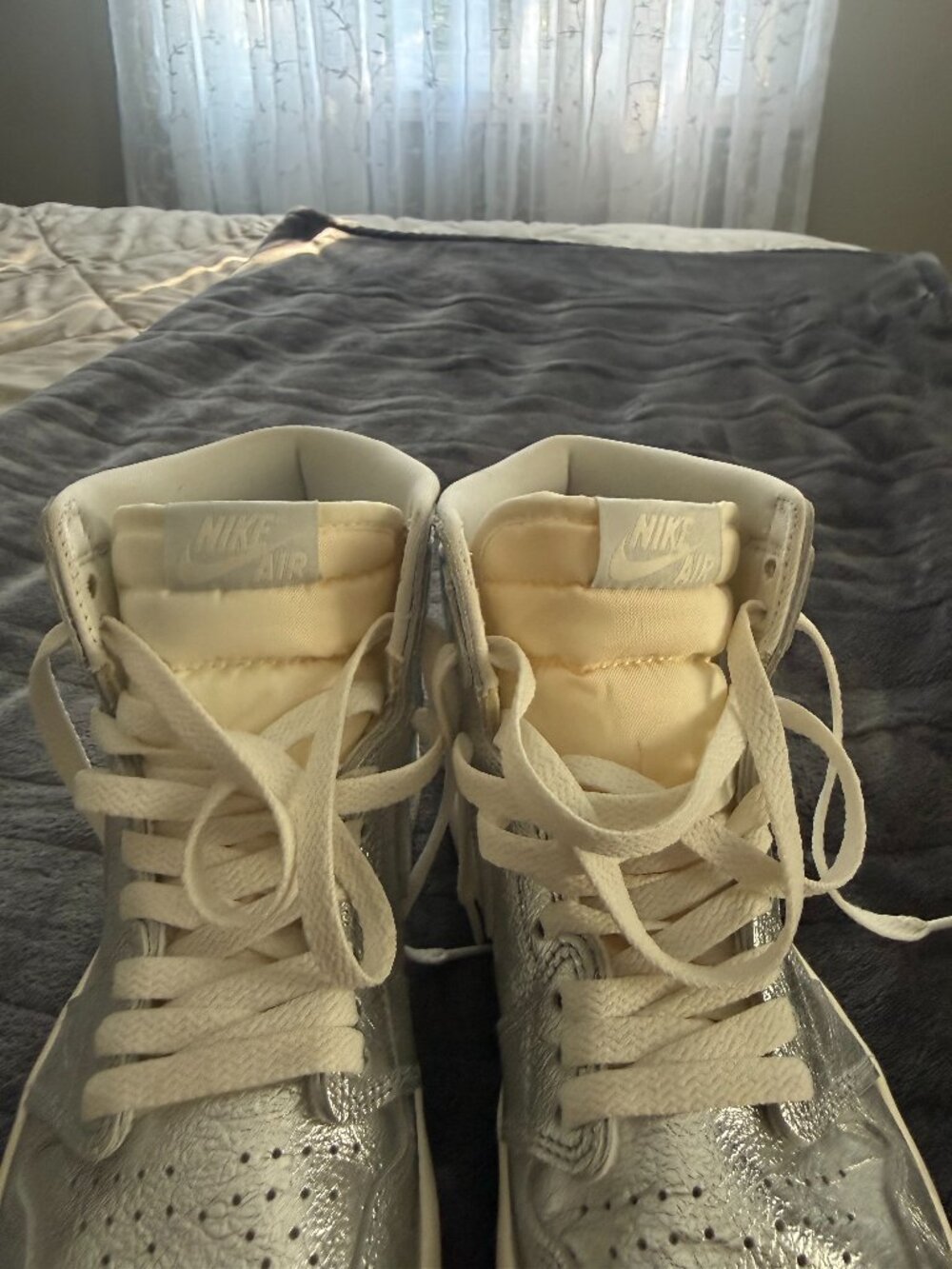 Nike Silver High Tops - Picture 5 of 5